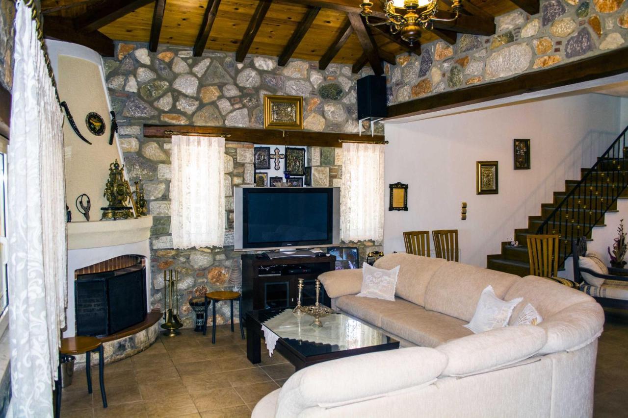 Villa Gem Moni Evaggelistrias 外观 照片